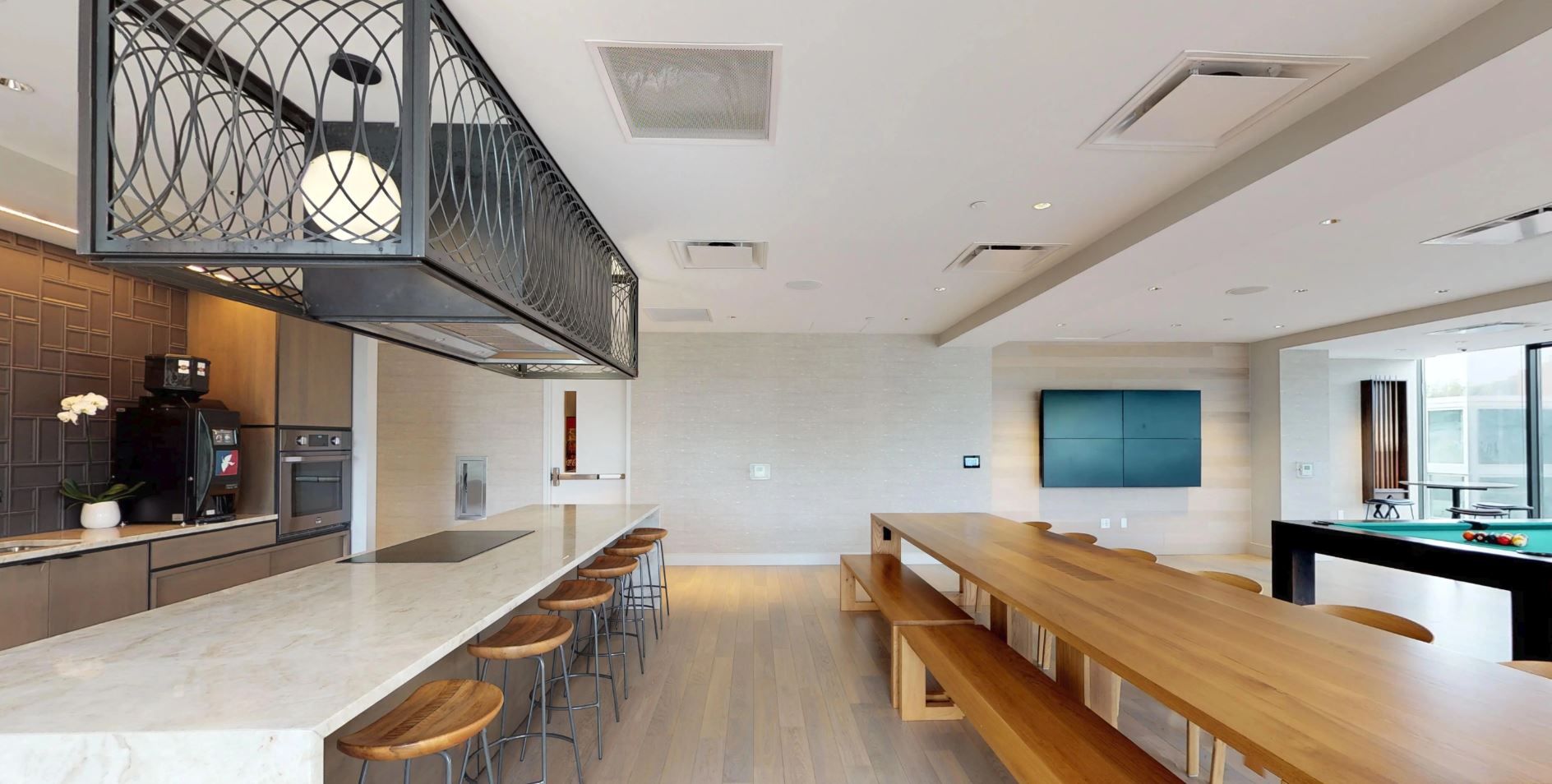 Community kitchen and dining